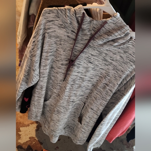 Maurices Maroon and Gray Hooded Sweatshirt - Picture 1 of 2